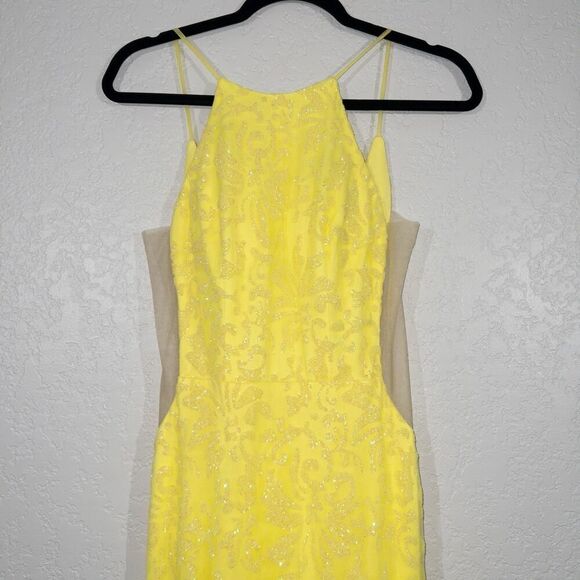 NWT‎ Abby Paris x Lucci Lu Neon Yellow Glitter Tulle Gown Size 2 - Picture 4 of 14